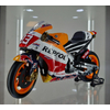 Kép 3/3 - Repsol Honda Team Marc Marquez MotoGP Makett (1:12)